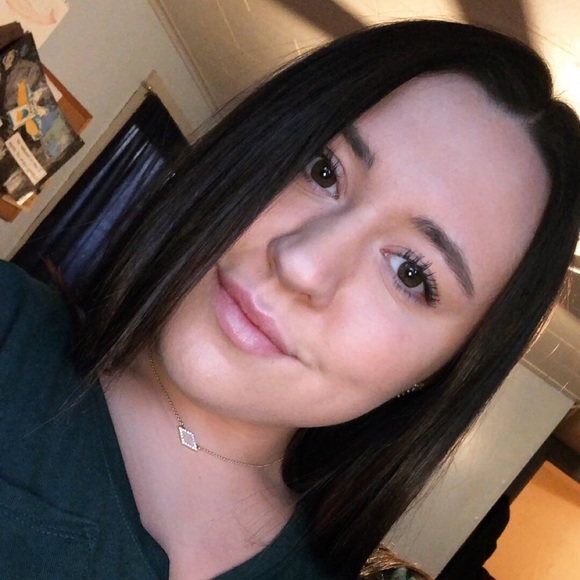 chloe_whiteside